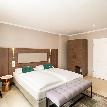Lichtsinn Hotel 3*